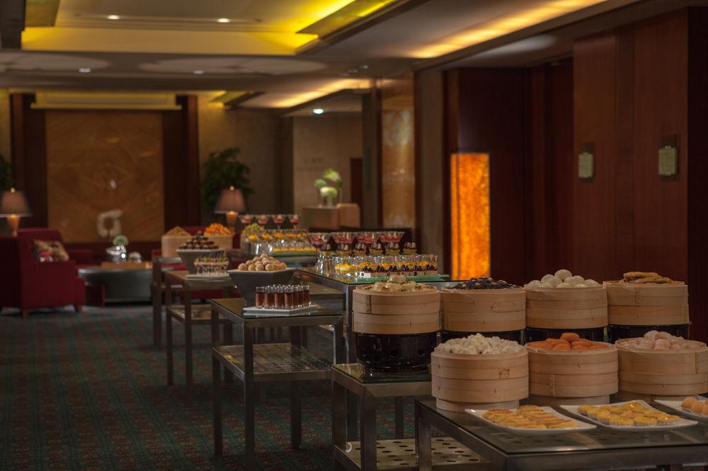Renaissance Wuhan Hotel Exterior photo